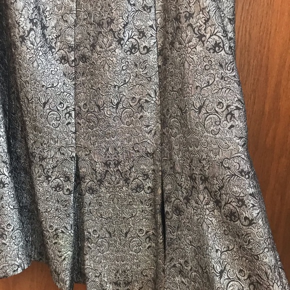 John Meyer Collection Women’s Suit with Skirt - Picture 9 of 12